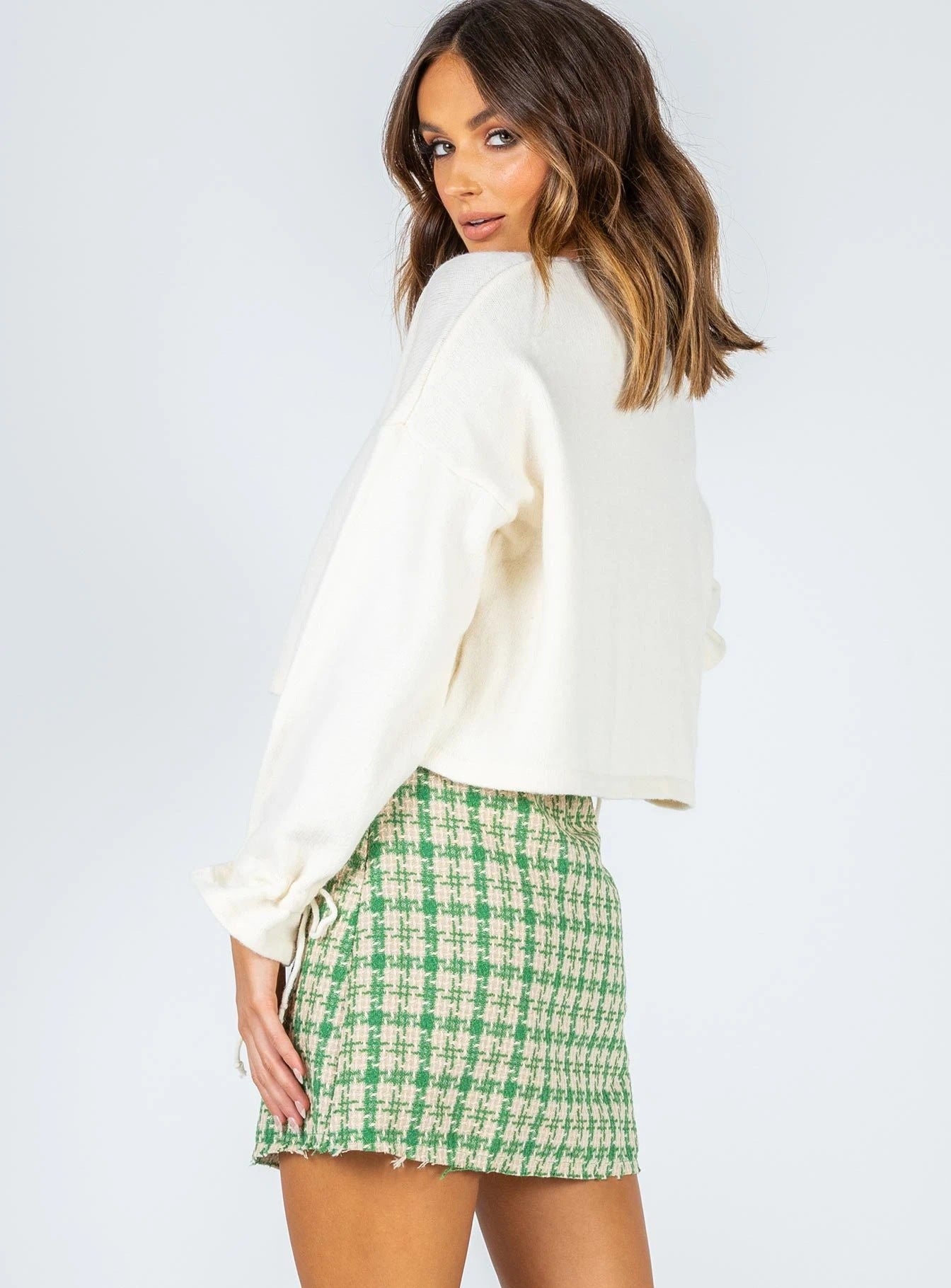 High-Waist Plaid Mini Skirt – Trendy Pleated Skirt for Women | Mode Amore